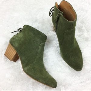 Tahari Charles Green Ankle Boots 7.5